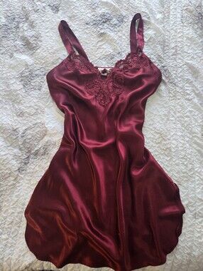 Vintage Burgundy Black Cherry Satin Lace Slip Dress Romantic 80s Lace & Rosette